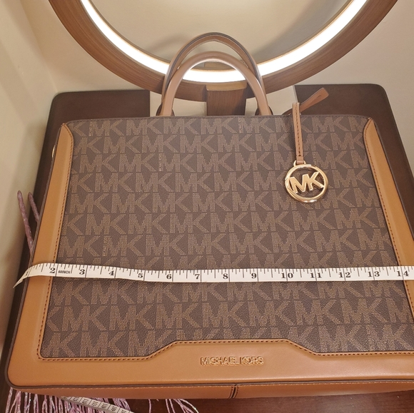 MICHAEL Michael Kors Brown and Tan Satchel - Picture 4 of 12
